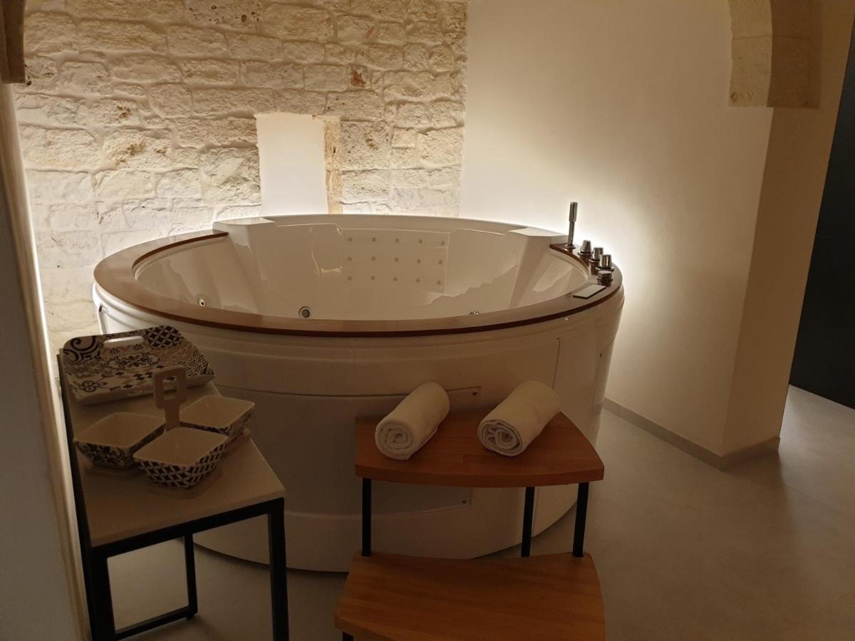 Pirano Suite Ceglie Messapica Exterior foto